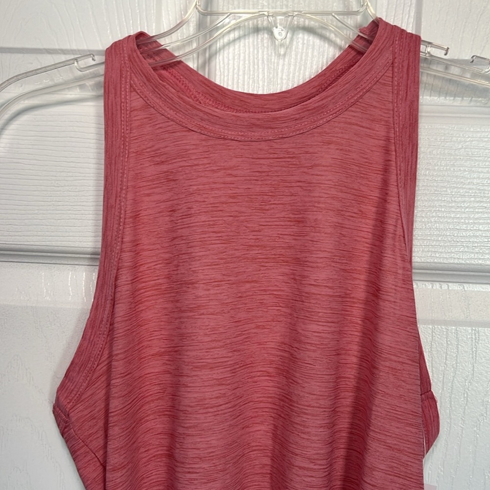 Old Navy Breathe ON Mesh-Racerback Tank Top in Dried Rose - Picture 3 of 8